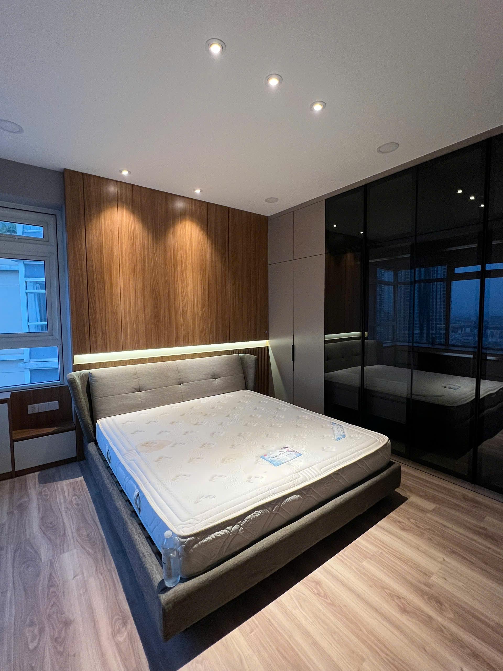 Saigon Pearl - 3 Bedrooms