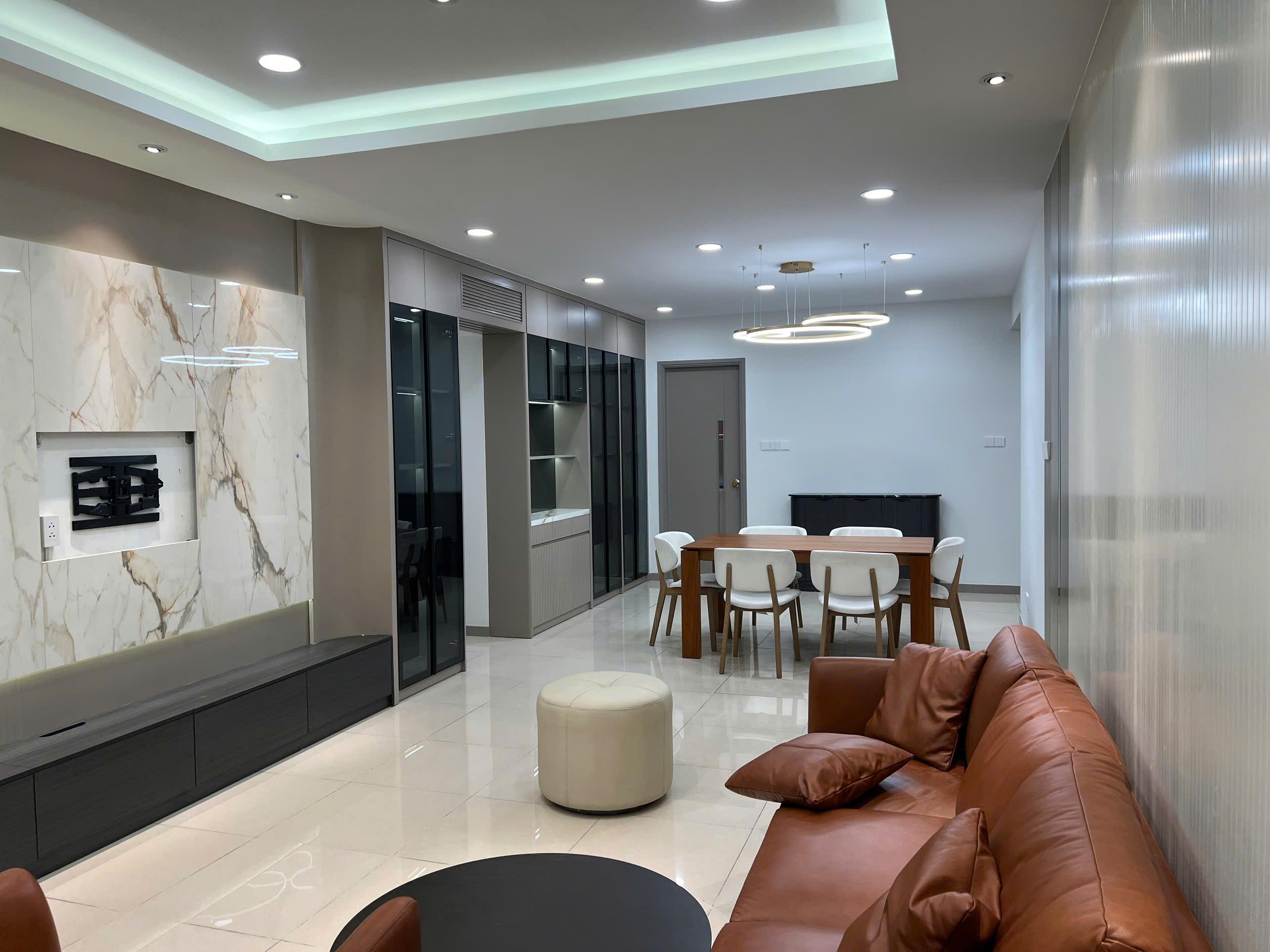 Saigon Pearl - 3 Bedrooms