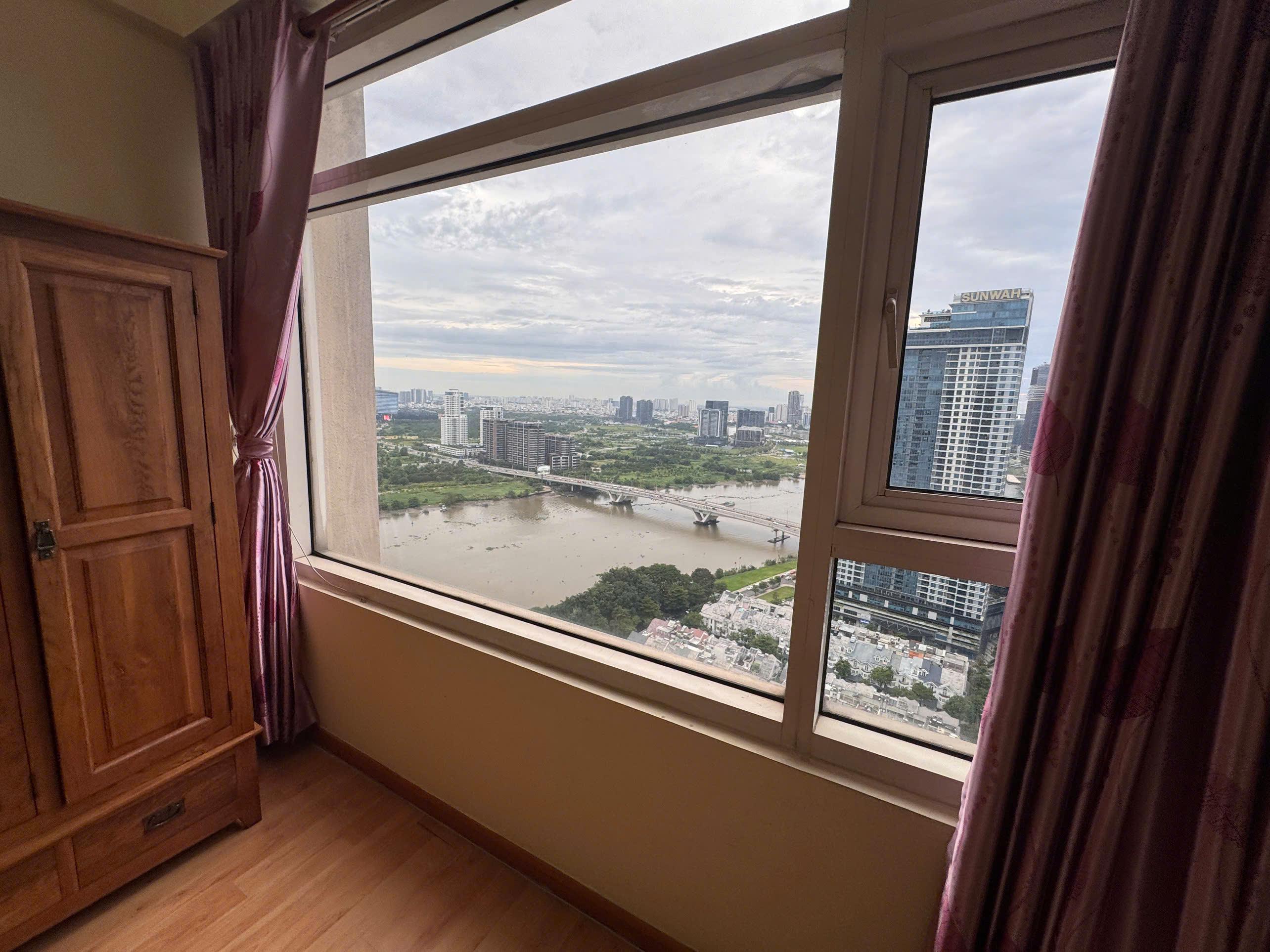 Saigon Pearl - 3 Bedrooms