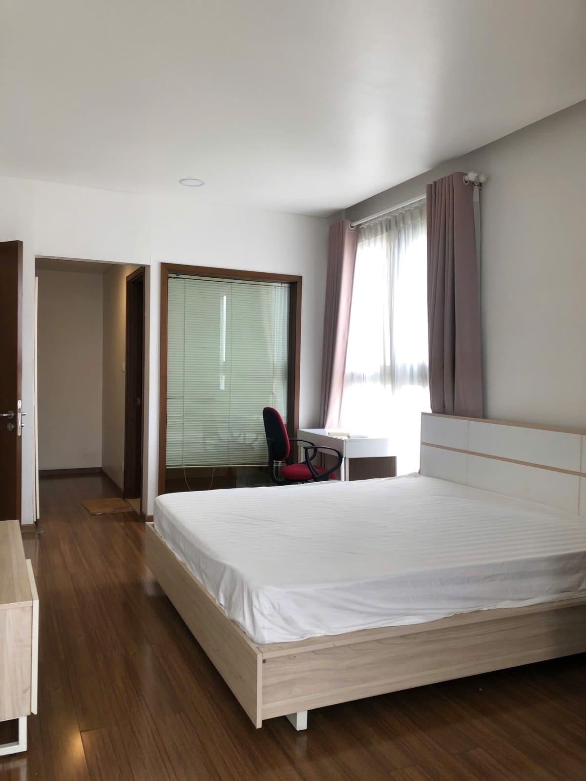 Pearl Plaza- 2 Bedrooms