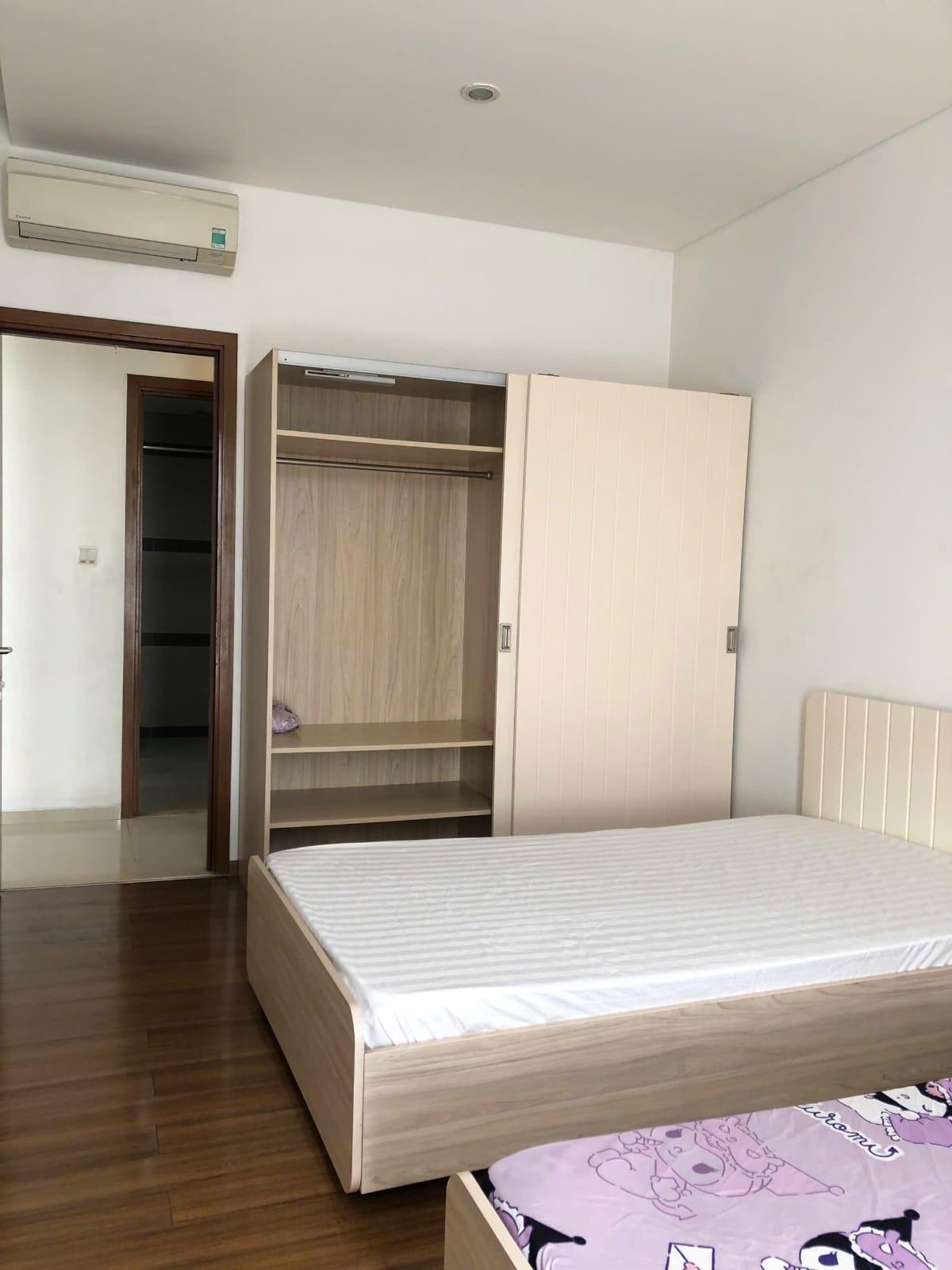 Pearl Plaza- 2 Bedrooms
