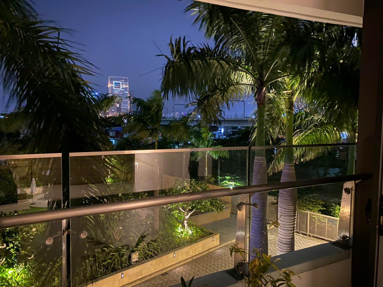 CITY GARDEN